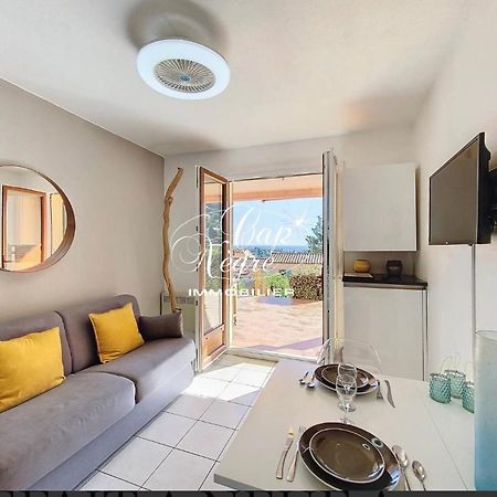 Terrasse De 30M2 Vue Mer Panoramique 1 Chambre Apartment Cavalaire-sur-Mer Luaran gambar