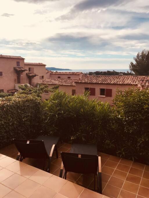 Terrasse De 30M2 Vue Mer Panoramique 1 Chambre Apartment Cavalaire-sur-Mer Luaran gambar