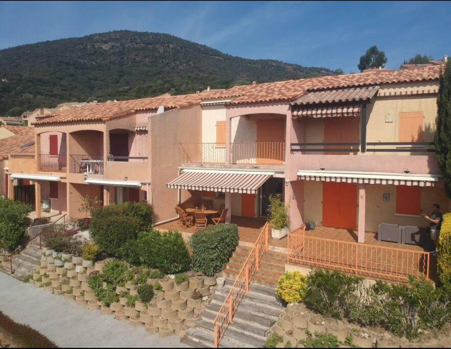 Terrasse De 30M2 Vue Mer Panoramique 1 Chambre Apartment Cavalaire-sur-Mer Luaran gambar