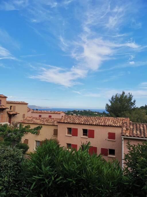 Terrasse De 30M2 Vue Mer Panoramique 1 Chambre Apartment Cavalaire-sur-Mer Luaran gambar