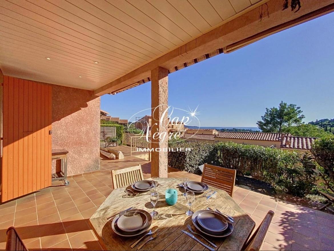 Terrasse De 30M2 Vue Mer Panoramique 1 Chambre Apartment Cavalaire-sur-Mer Luaran gambar